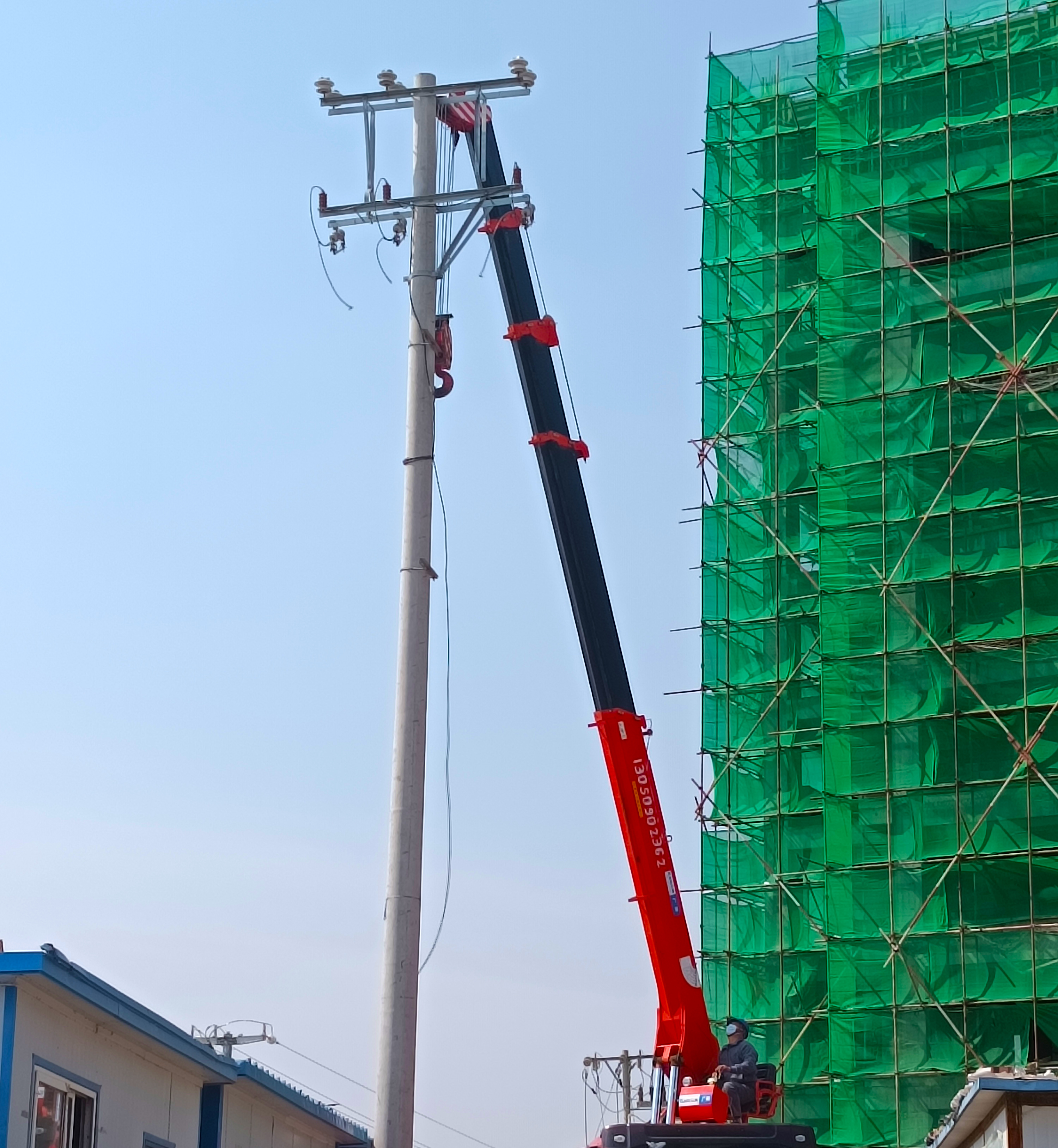 金泰学府二期高压线路顺利拆除(图3)